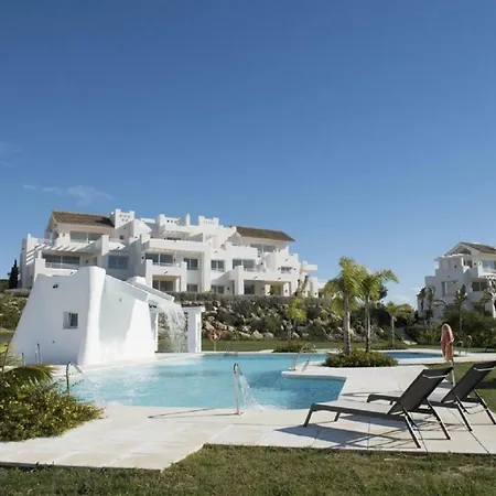 Alcazaba Lagoon Luxury Estepona